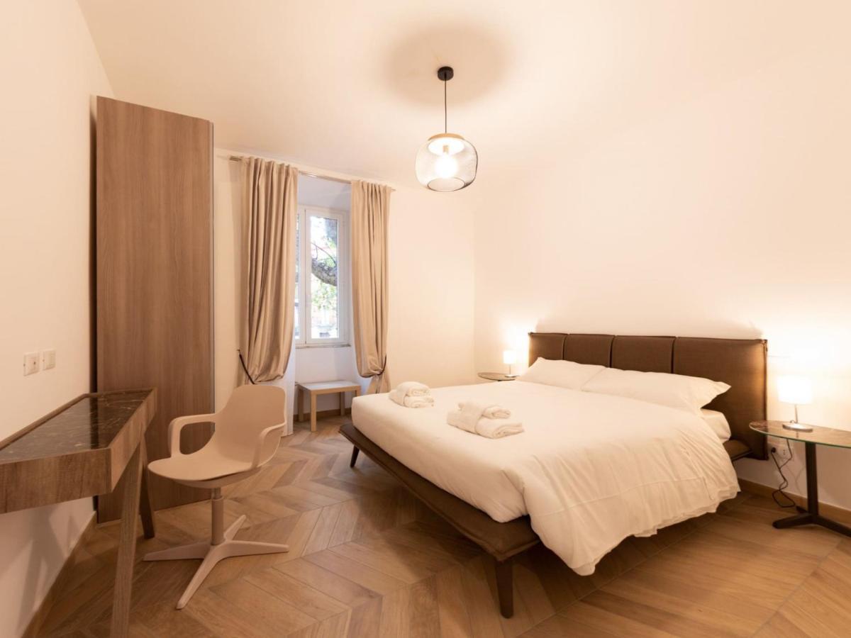 The Best Rent - Elegant Five-Bedrooms Apartment Near Colosseo Rom Exterior foto