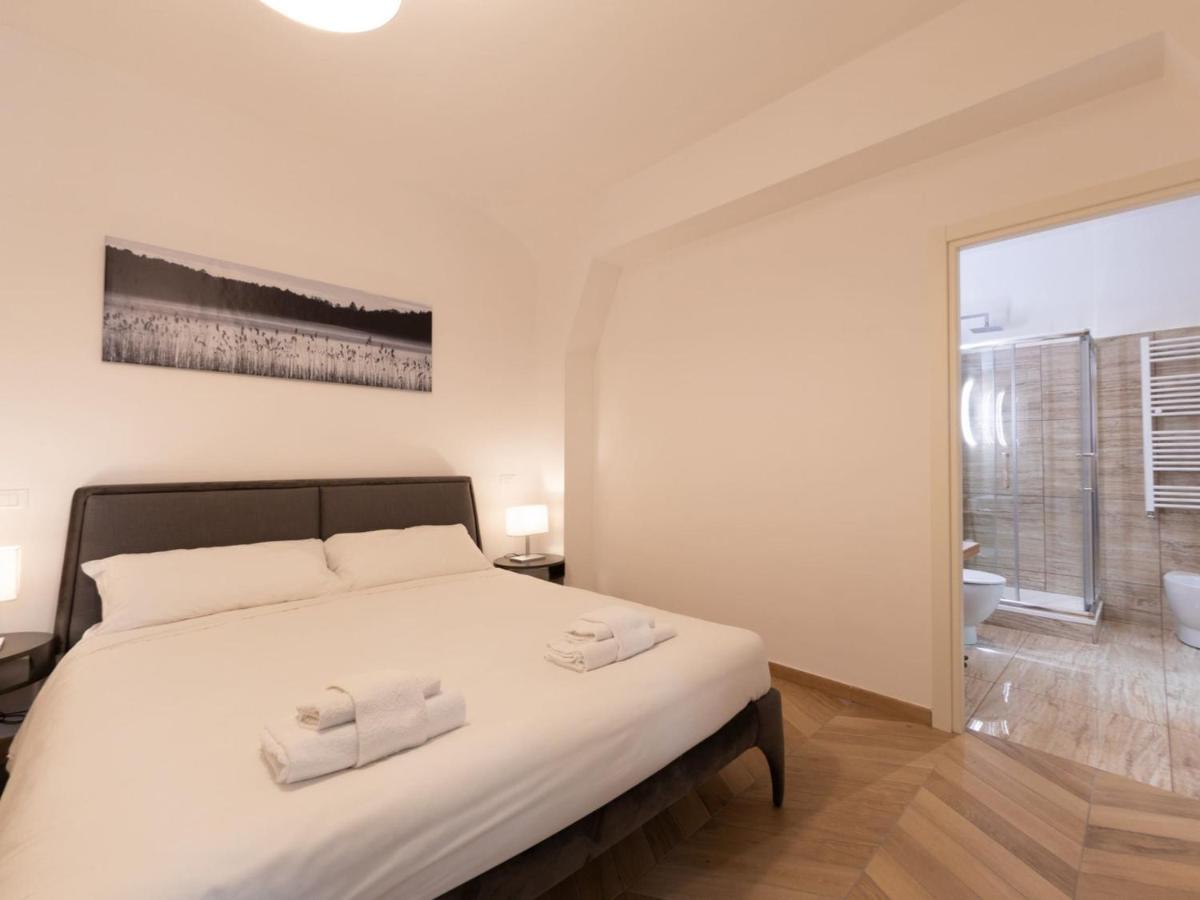 The Best Rent - Elegant Five-Bedrooms Apartment Near Colosseo Rom Exterior foto